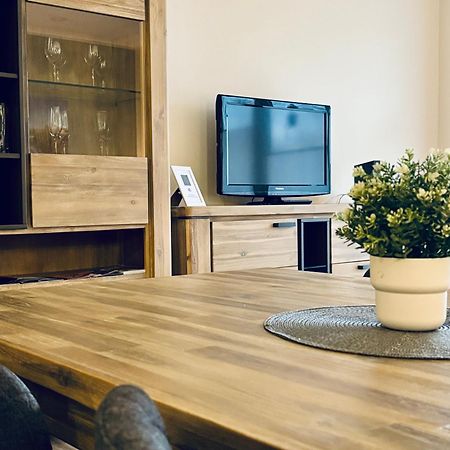 שרבאוץ Kleine Auszeit -- Inklusive Parkplatz & Wifi, Geschirrspueler, Waschmaschine & Terrasse Mit Strandkorb -- Perfekt Fuer Urlaub & Business מראה חיצוני תמונה