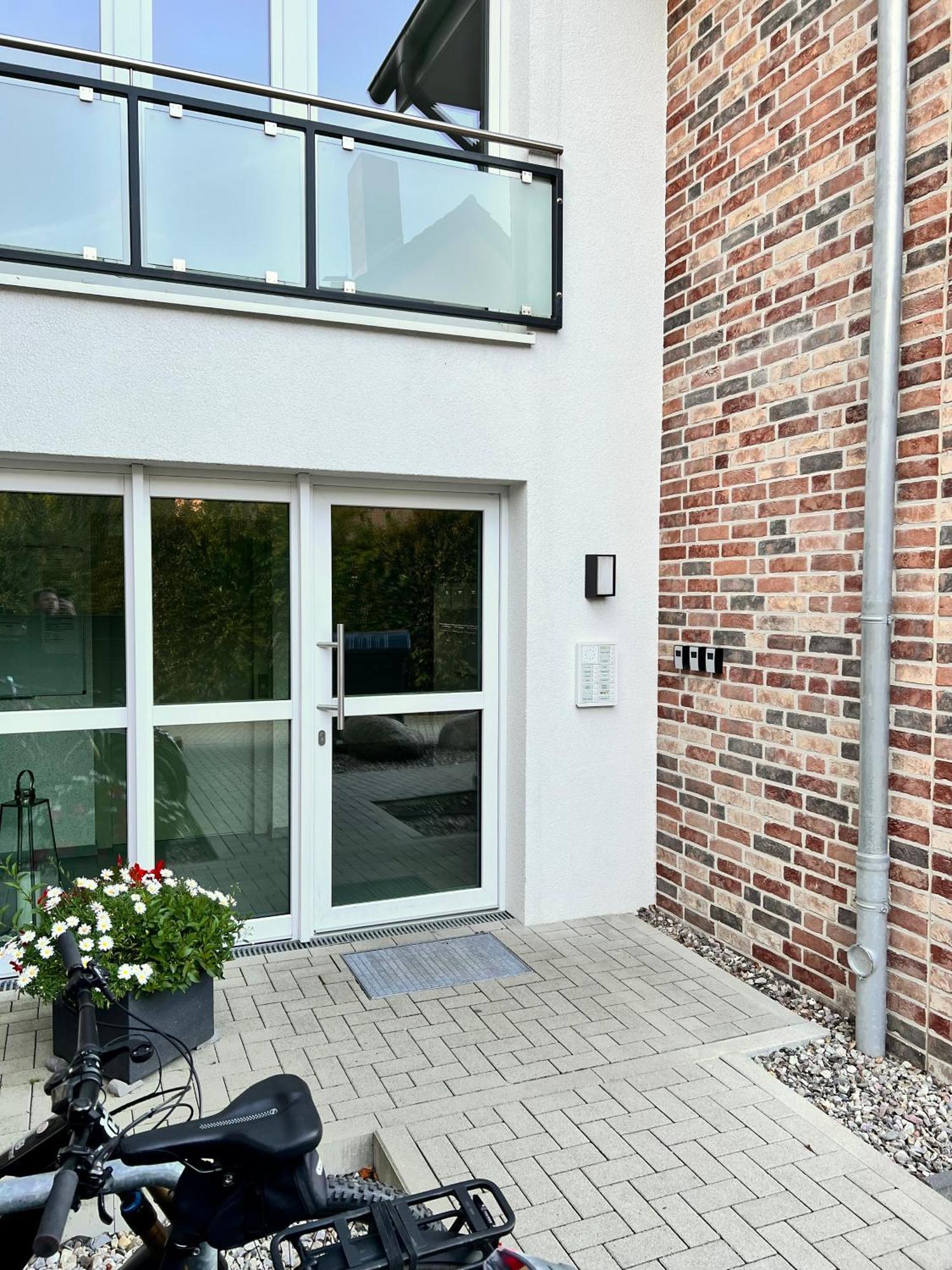 שרבאוץ Kleine Auszeit -- Inklusive Parkplatz & Wifi, Geschirrspueler, Waschmaschine & Terrasse Mit Strandkorb -- Perfekt Fuer Urlaub & Business מראה חיצוני תמונה