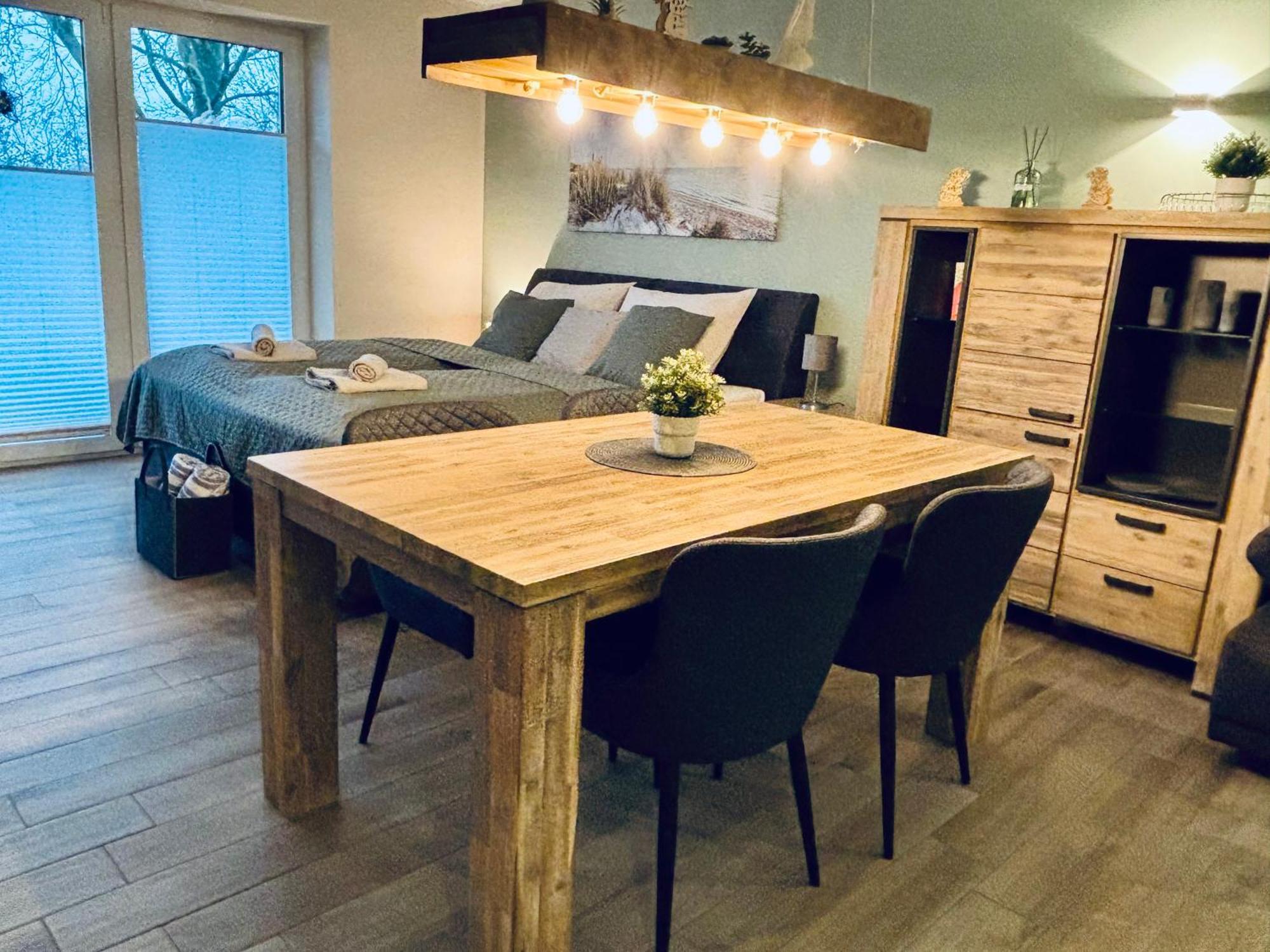 שרבאוץ Kleine Auszeit -- Inklusive Parkplatz & Wifi, Geschirrspueler, Waschmaschine & Terrasse Mit Strandkorb -- Perfekt Fuer Urlaub & Business מראה חיצוני תמונה